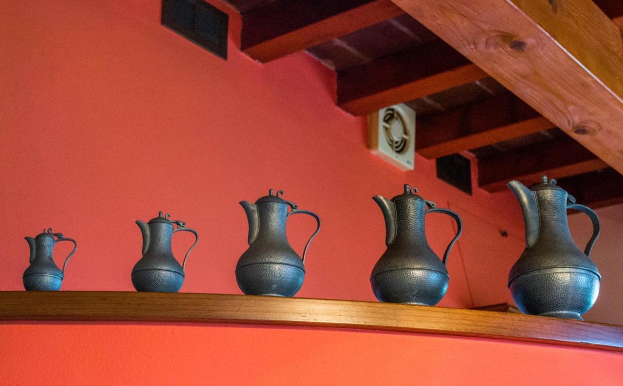 Antiche Vie B&B Serramazzoni Ngoại thất bức ảnh